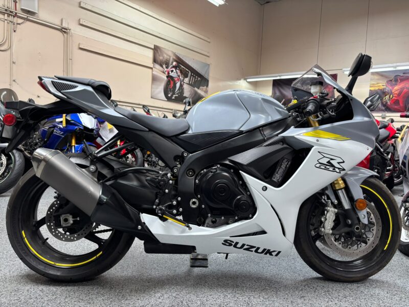 2022 Suzuki GSXR 750