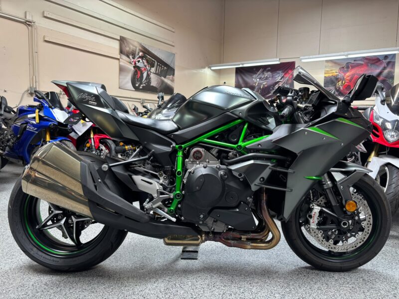 2023 KAWASAKI H2 CARBON