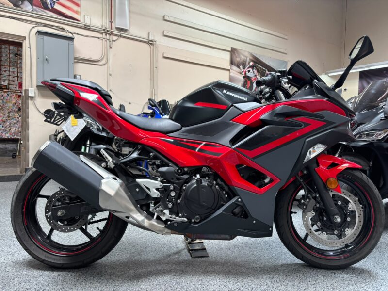 2024 Kawasaki Ninja 500 ABS