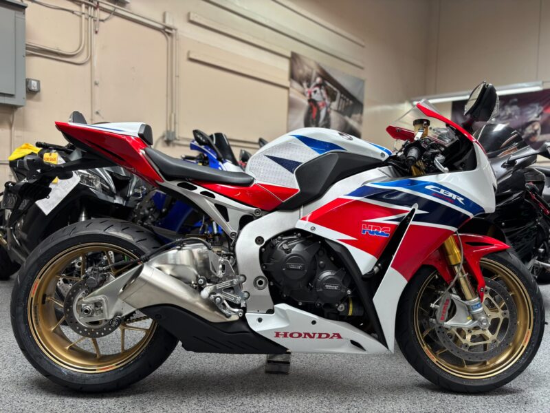2014 Honda CBR1000RR SP