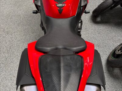 2014 Yamaha R1