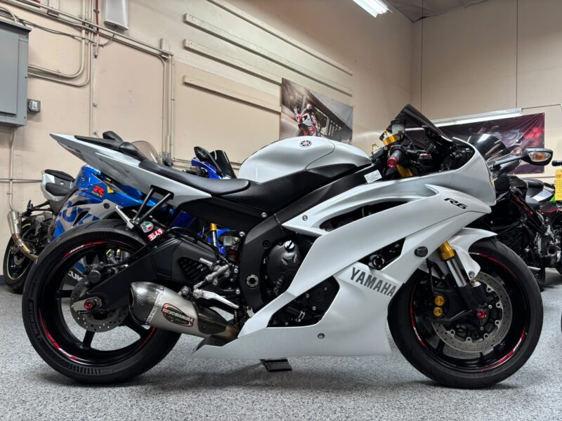 2015 Yamaha R6 RAVEN