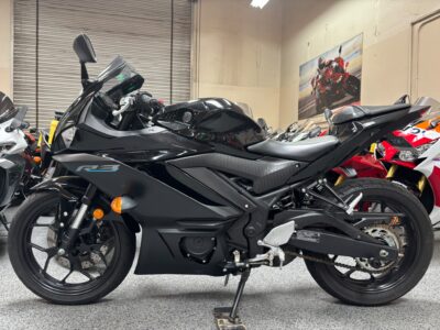 2023 Yamaha R3 ABS