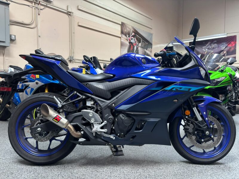 2024 Yamaha R3 ABS