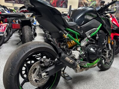 2024 Kawasaki Z900 SE