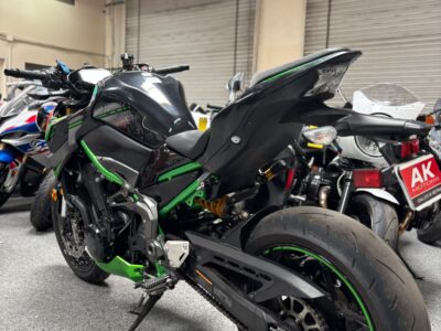 2024 Kawasaki Z900 SE