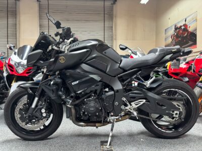 2020 YAMAHA MT10 MT-10