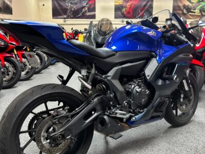 2022 Yamaha R7