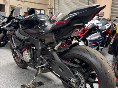 2015 Yamaha R1 RAVEN