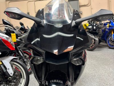 2015 Yamaha R1 RAVEN