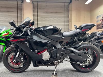 2015 Yamaha R1 RAVEN
