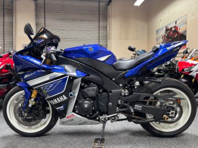 2013 Yamaha R1