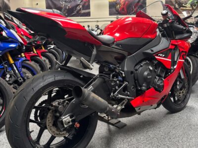 2015 Yamaha R1