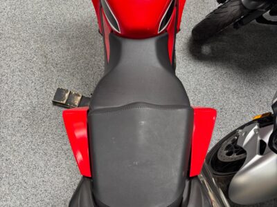 2017 HONDA CBR300R