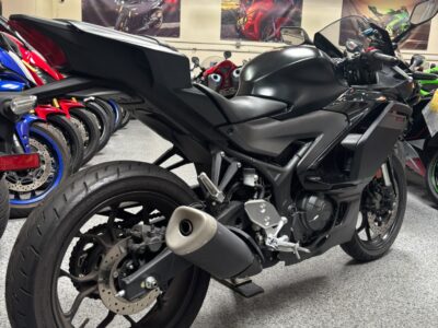 2025 Yamaha R3 ABS