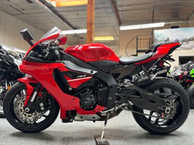 2015 Yamaha R1