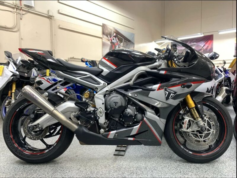2020 Triumph Daytona Moto2 765