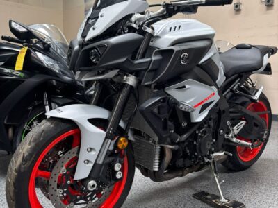 2019 YAMAHA MT10 MT-10