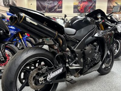 2014 Yamaha R1