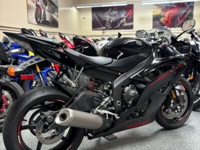 2015 Yamaha R6 Raven