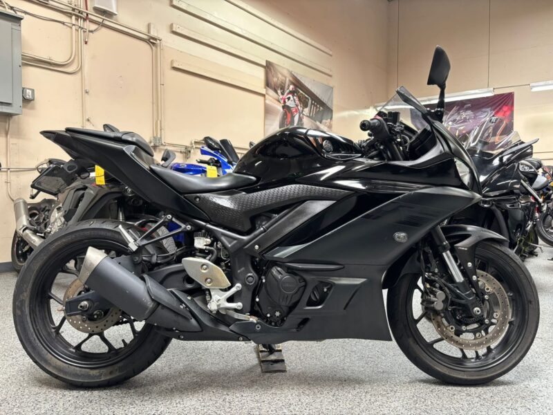 2021 Yamaha R3 ABS