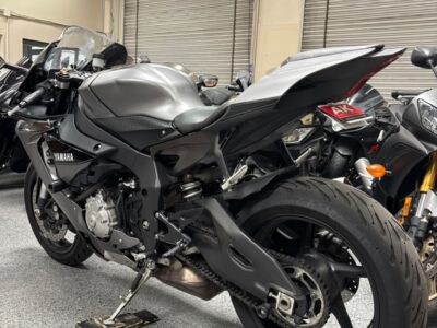 2016 Yamaha R1S