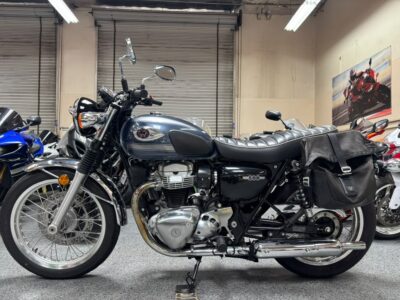 2024 KAWASAKI W800