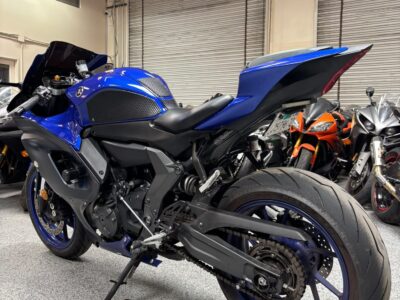 2022 YAMAHA R7