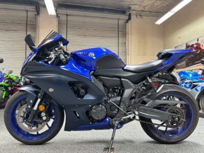 2022 YAMAHA R7