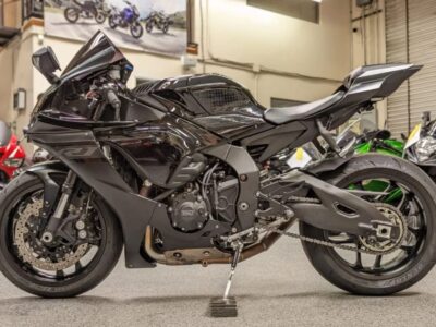 2020 Yamaha R1