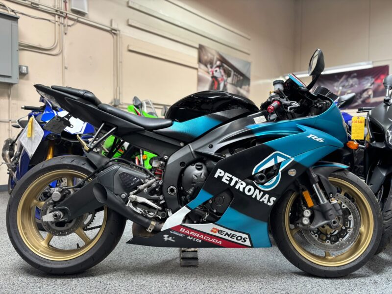 2012 Yamaha R6 Raven