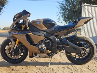 2016 Yamaha R1