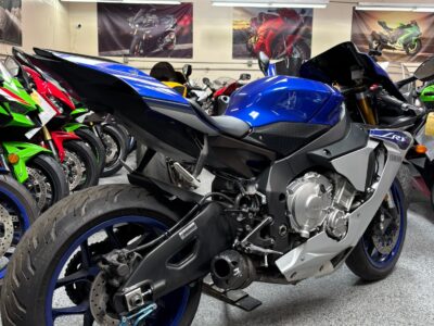 2015 Yamaha R1