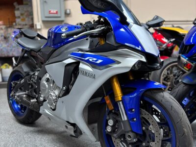 2015 Yamaha R1