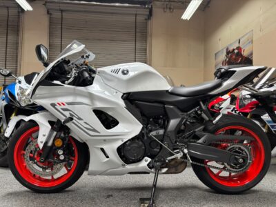 2023 YAMAHA R7