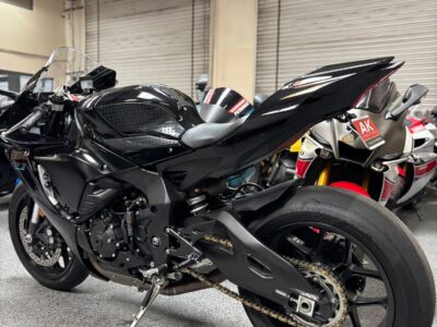 2022 Yamaha R1