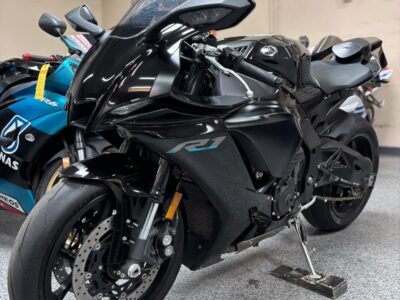 2022 Yamaha R1